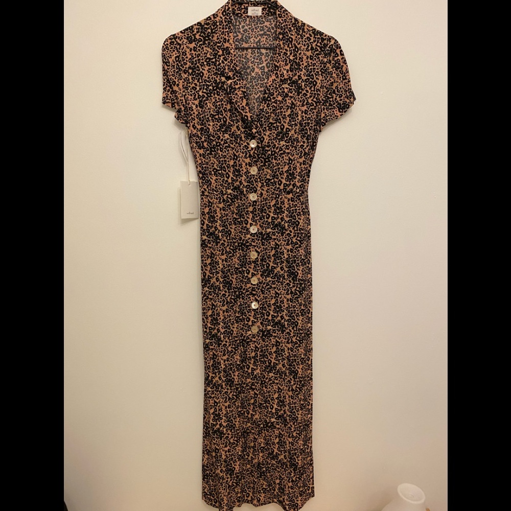 BNWT Wilfred long shirt dress with belt:) size XS